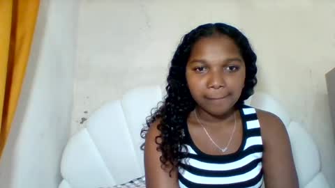 mia_lunah online show from August 15, 3:49 pm