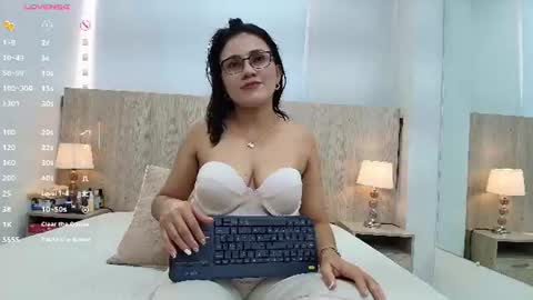 Mia Mercier online show from August 12, 11:56 am