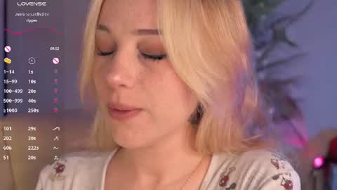 mia_milagros online show from July 21, 4:53 pm