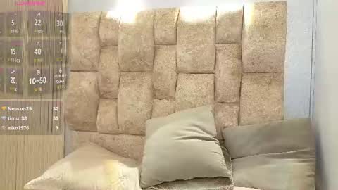 Mia Milf online show from September 2, 4:20 pm