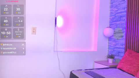 Mia Milf online show from September 5, 1:27 pm