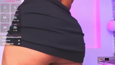 Mia Milf online show from September 5, 4:45 pm