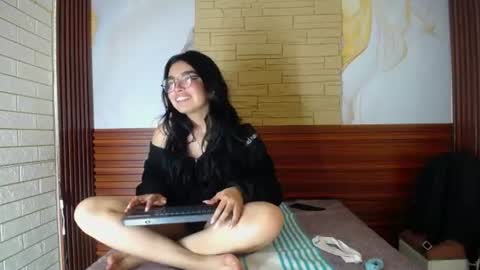 mia_monroepri online show from August 14, 8:40 am
