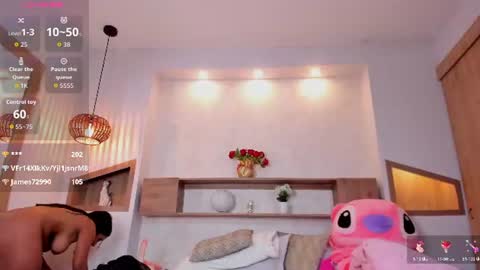 Mia online show from August 15, 1:26 pm