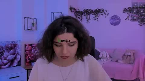 mia_mooon_ online show from August 9, 9:54 am