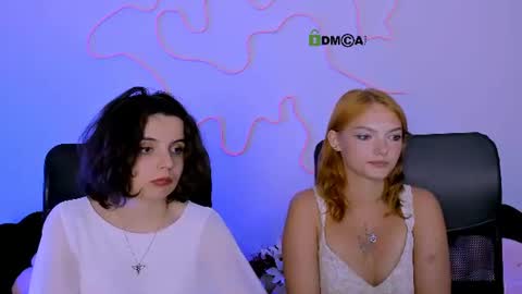 mia_mooon_ online show from August 10, 3:35 pm