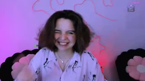 mia_mooon_ online show from August 15, 11:03 am