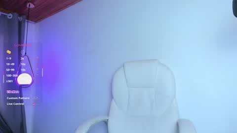 Mia Nevaeh - follow me online show from August 3, 10:06 pm