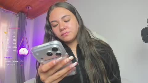 Mia Nevaeh - follow me online show from August 13, 9:18 pm