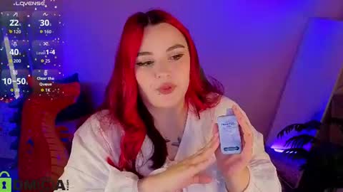 Mia online show from August 12, 1:08 am