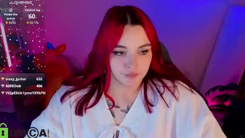 Mia online show from August 12, 5:32 am