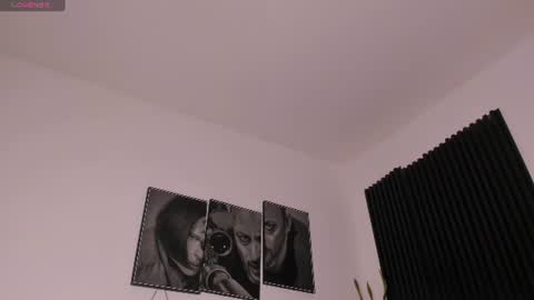 mia_ravenn online show from August 14, 8:51 am