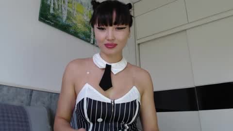 Mia Rie online show from August 1, 3:34 am
