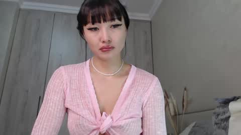 Mia Rie online show from August 10, 4:03 am