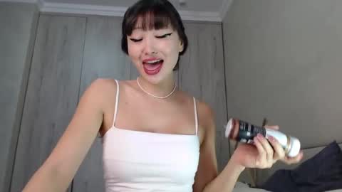 Mia Rie online show from August 15, 5:55 am