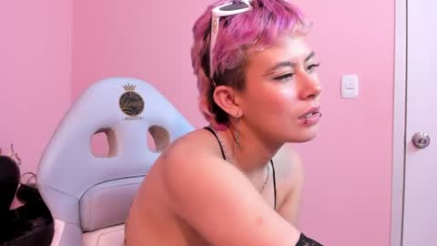 mia_rousse_1 online show from June 10, 10:00 am