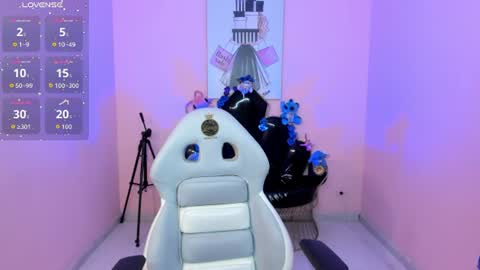 mia_rousse_1 online show from June 15, 8:34 am