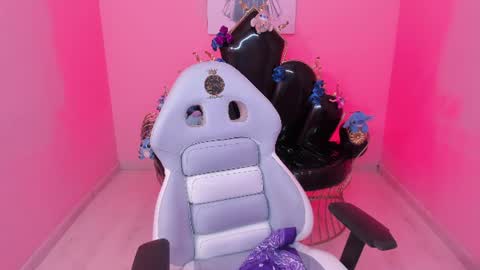 mia_rousse_1 online show from June 19, 2:50 pm