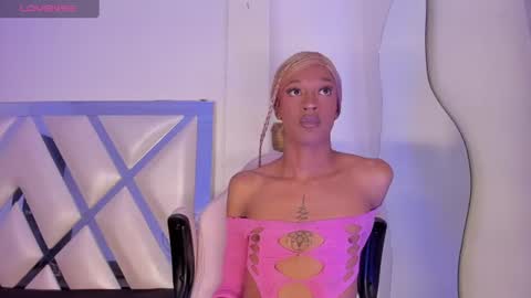 mia_royal online show from August 9, 3:46 pm