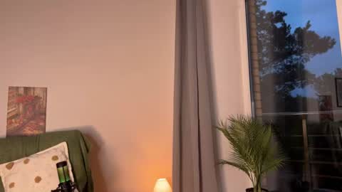 mia_skye1 online show from August 2, 3:02 am