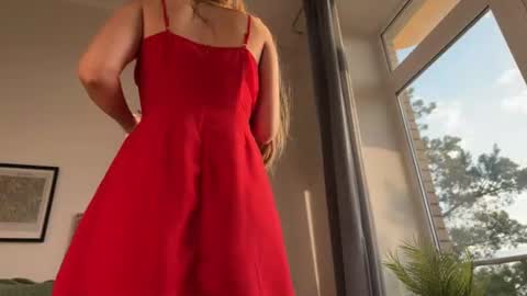 mia_skye1 online show from August 2, 4:08 am