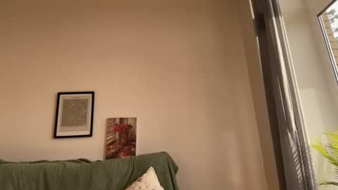mia_skye1 online show from August 2, 5:14 am