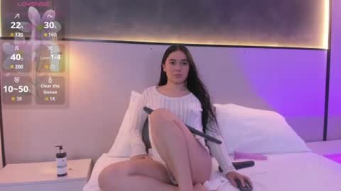 M I A online show from August 1, 1:28 pm