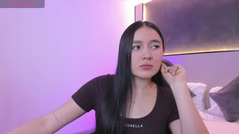 M I A online show from August 7, 12:05 pm
