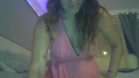 Mia online show from April 10, 11:37 pm