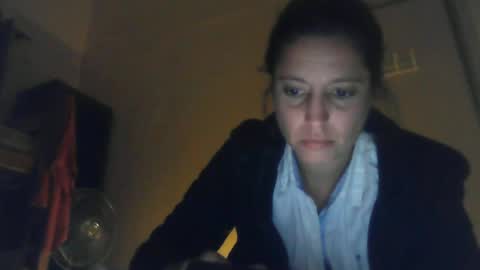 Mia online show from July 6, 6:49 am