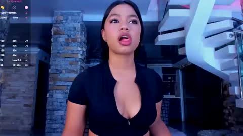 Mia steele online show from July 30, 7:20 pm