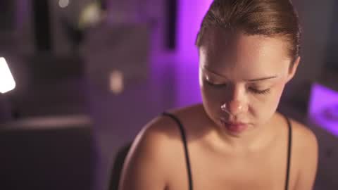 VixenMia online show from August 9, 3:18 am