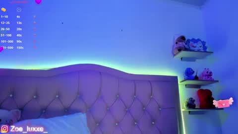 Mia online show from August 7, 2:55 am