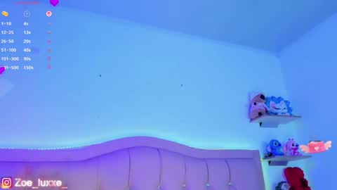 Mia online show from August 13, 1:52 am