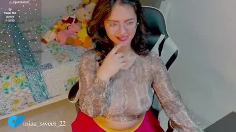 Maria Fernanda online show from March 7, 4:53 am