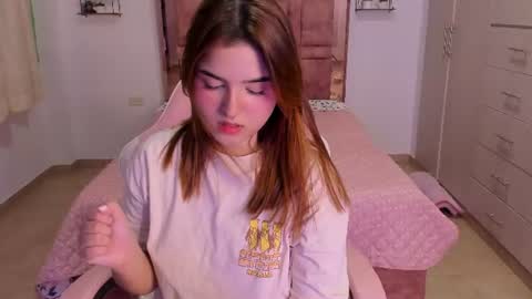 Mia  online show from July 25, 7:56 am