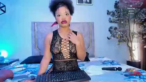 miaakittyy online show from August 13, 11:57 am
