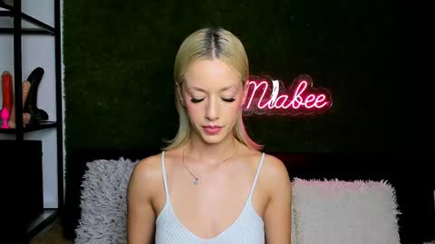 MiaBeeX online show from July 14, 4:52 pm