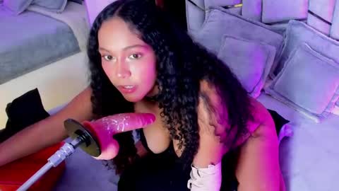 miablackrose online show from August 7, 8:09 pm