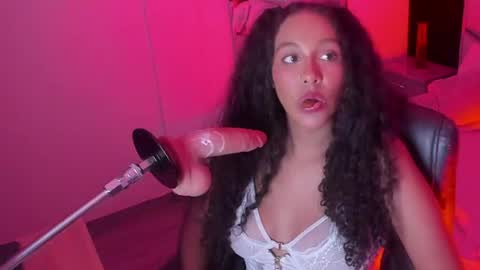 miablackrose online show from August 13, 1:19 am