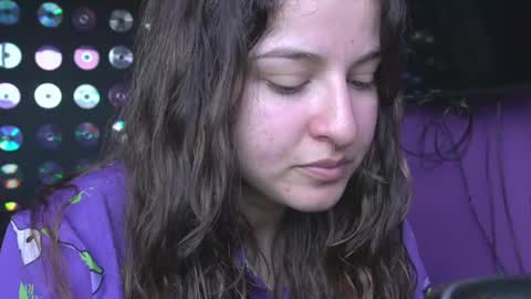 Mia online show from August 1, 7:42 pm