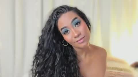 Mia online show from August 6, 10:09 pm