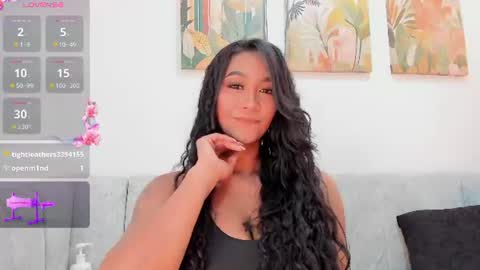 Mia online show from August 14, 10:02 pm