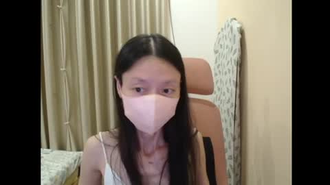 miahchan68 online show from July 30, 1:29 pm