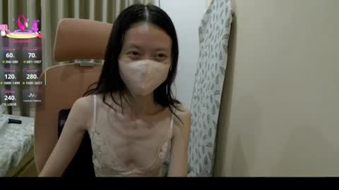 miahchan68 online show from August 14, 10:13 pm