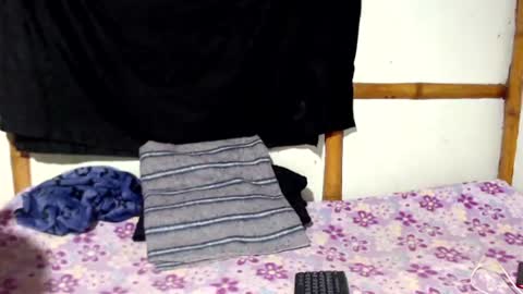 Mia  Sam online show from August 10, 10:33 pm
