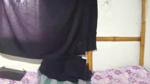 Mia  Sam online show from August 11, 6:32 pm