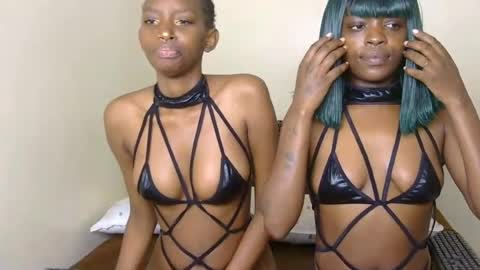miahgorgeousy online show from July 27, 7:03 am