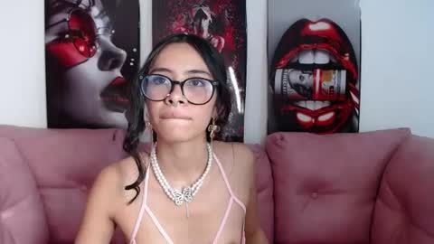 miahotcs online show from August 5, 8:18 pm