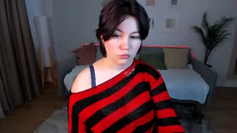 mialacrice online show from August 13, 4:15 am
